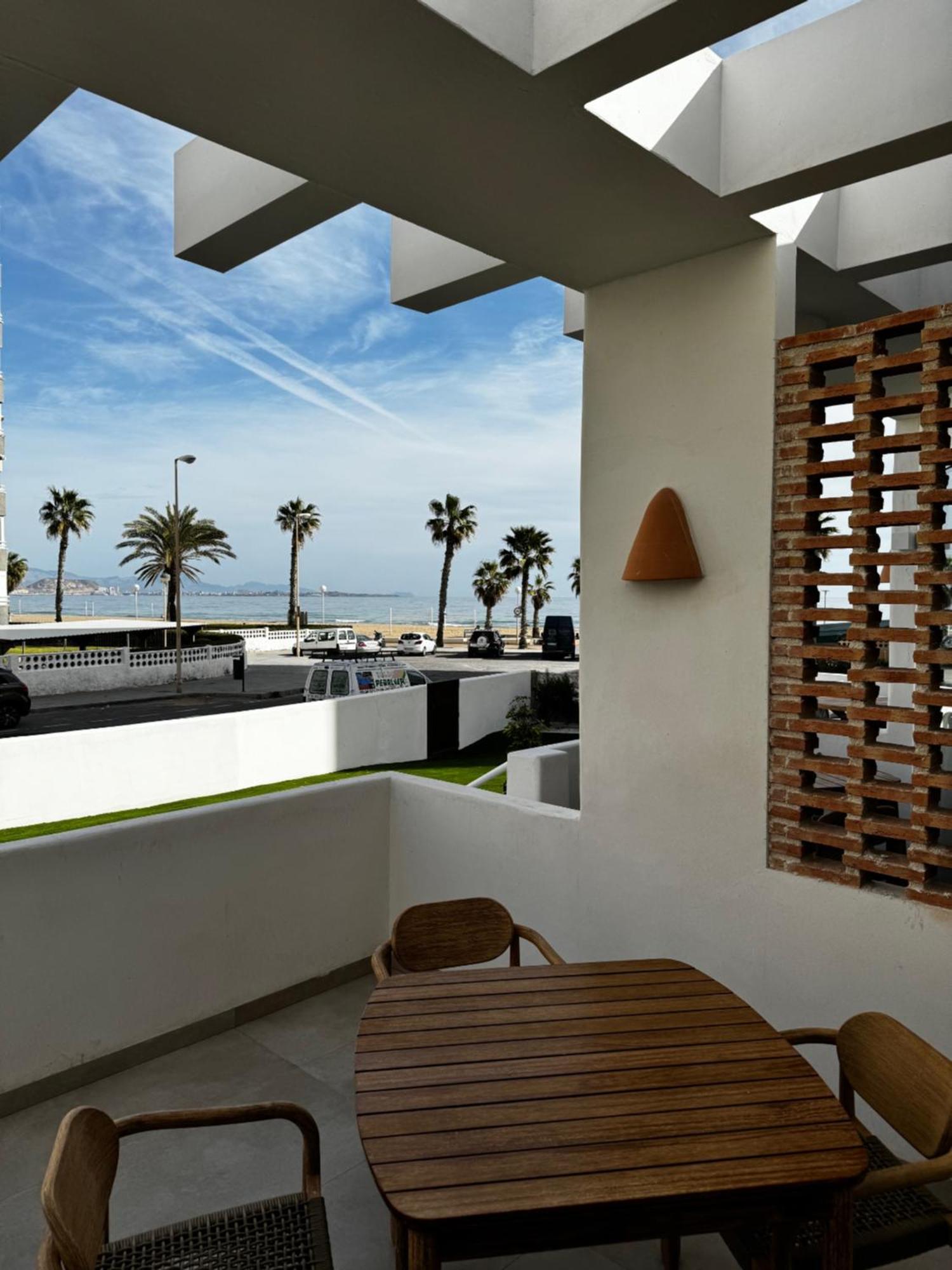 Reyes Catolicos Premium Beach, Playa Urbanova, Alicante Eksteriør bilde