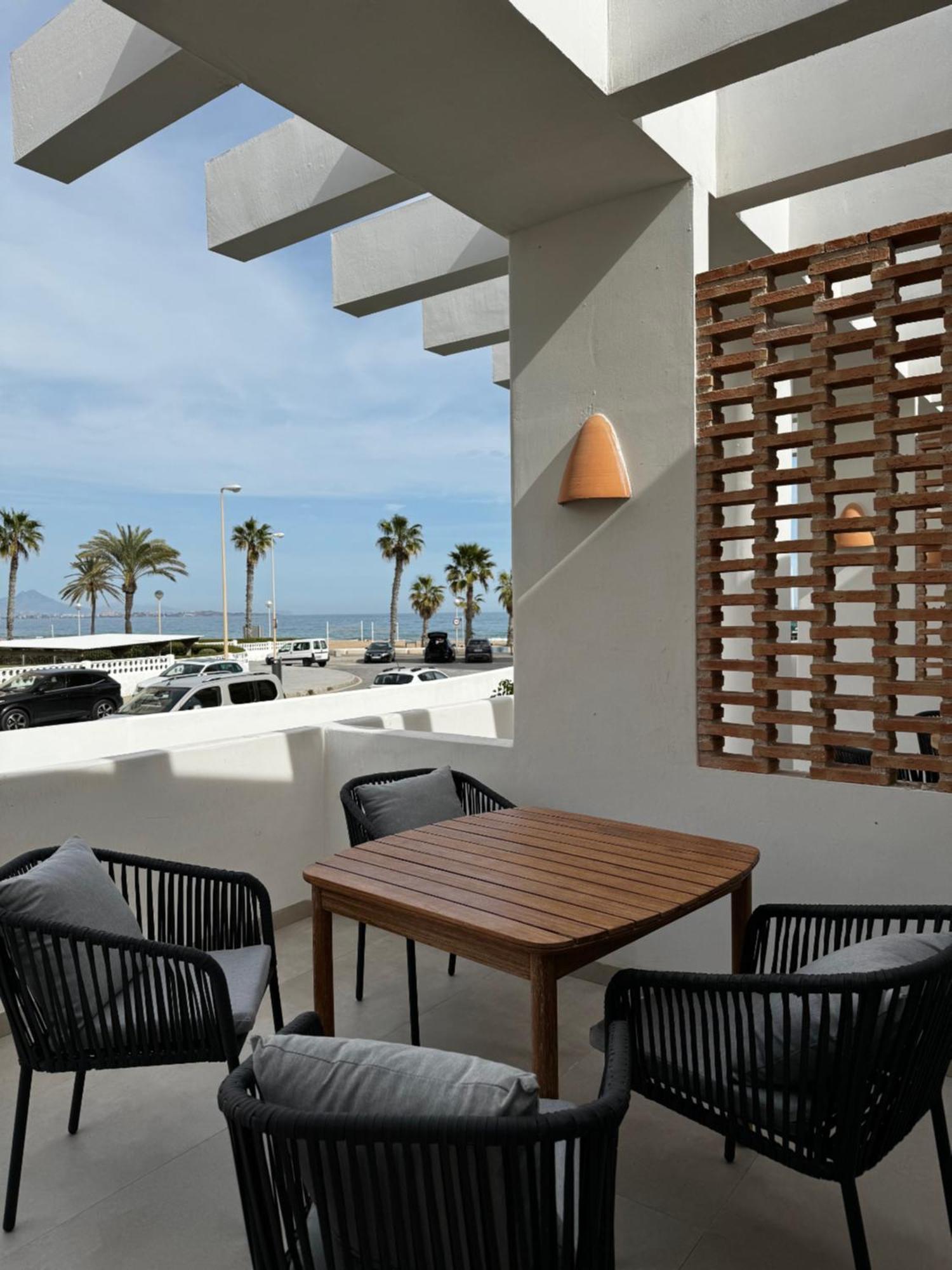 Reyes Catolicos Premium Beach, Playa Urbanova, Alicante Eksteriør bilde